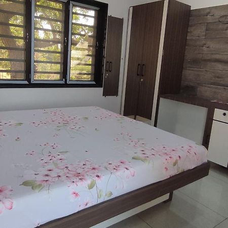 "Go Desert" Homestay ภุช ภายนอก รูปภาพ