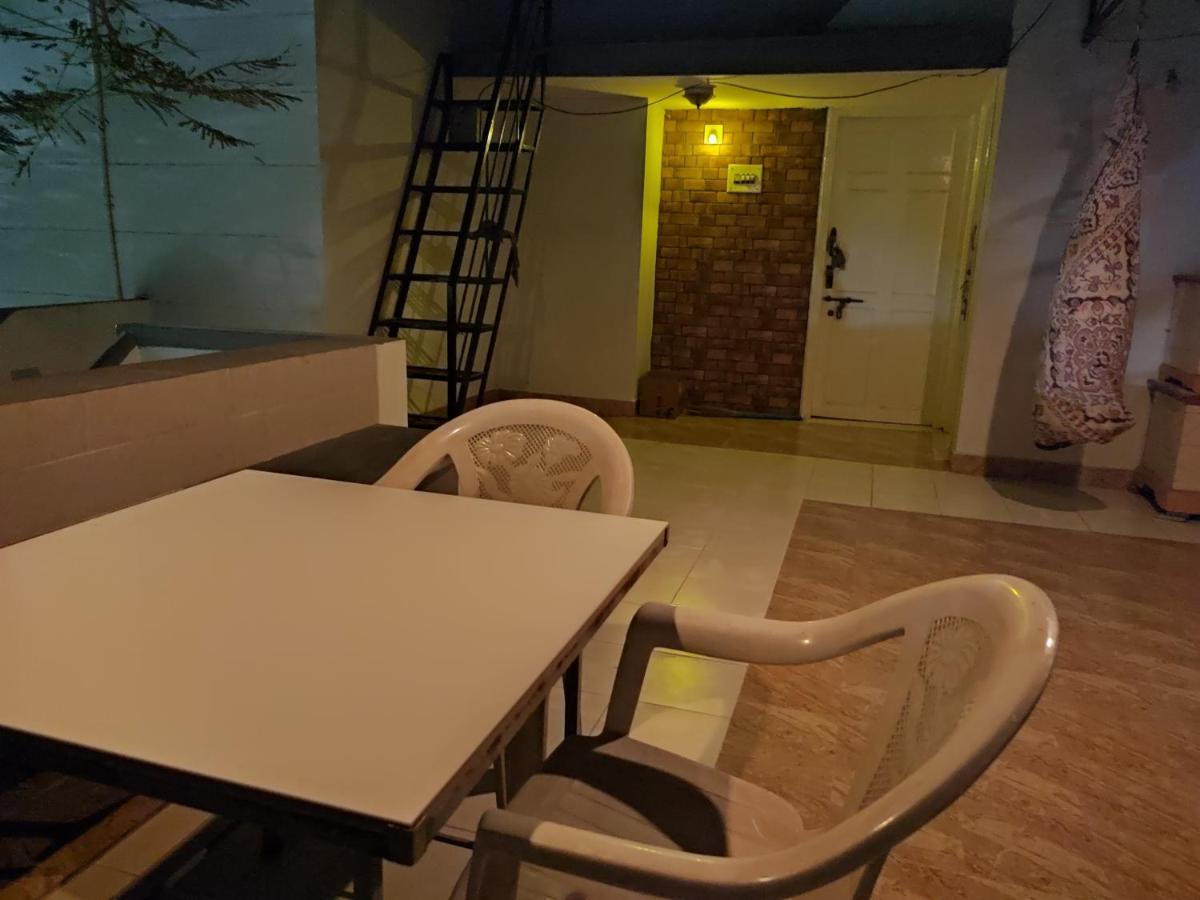 "Go Desert" Homestay ภุช ภายนอก รูปภาพ
