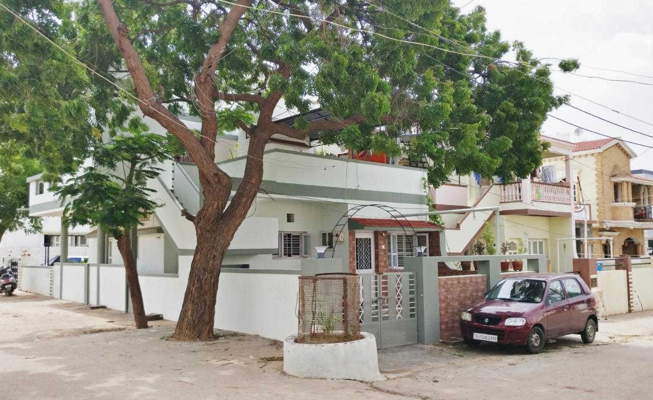 "Go Desert" Homestay ภุช ภายนอก รูปภาพ