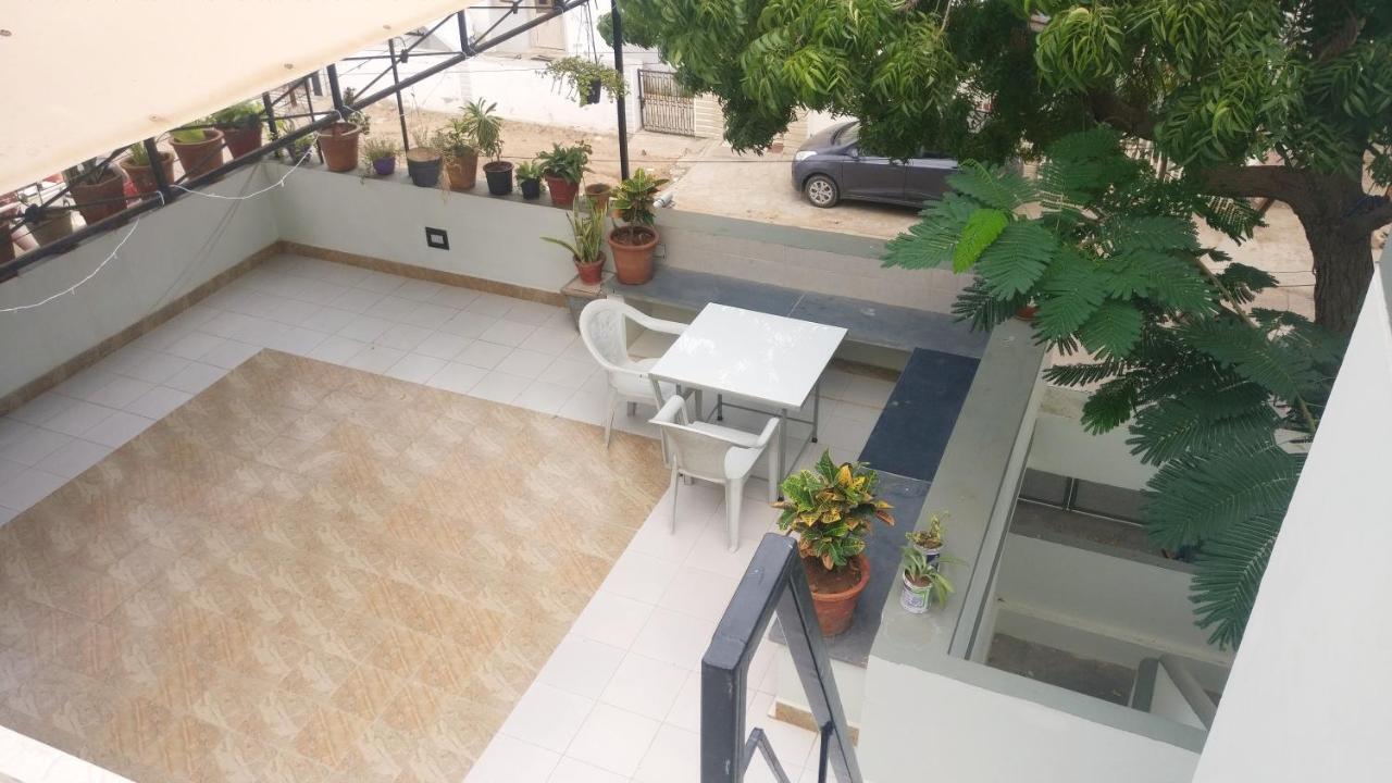 "Go Desert" Homestay ภุช ภายนอก รูปภาพ