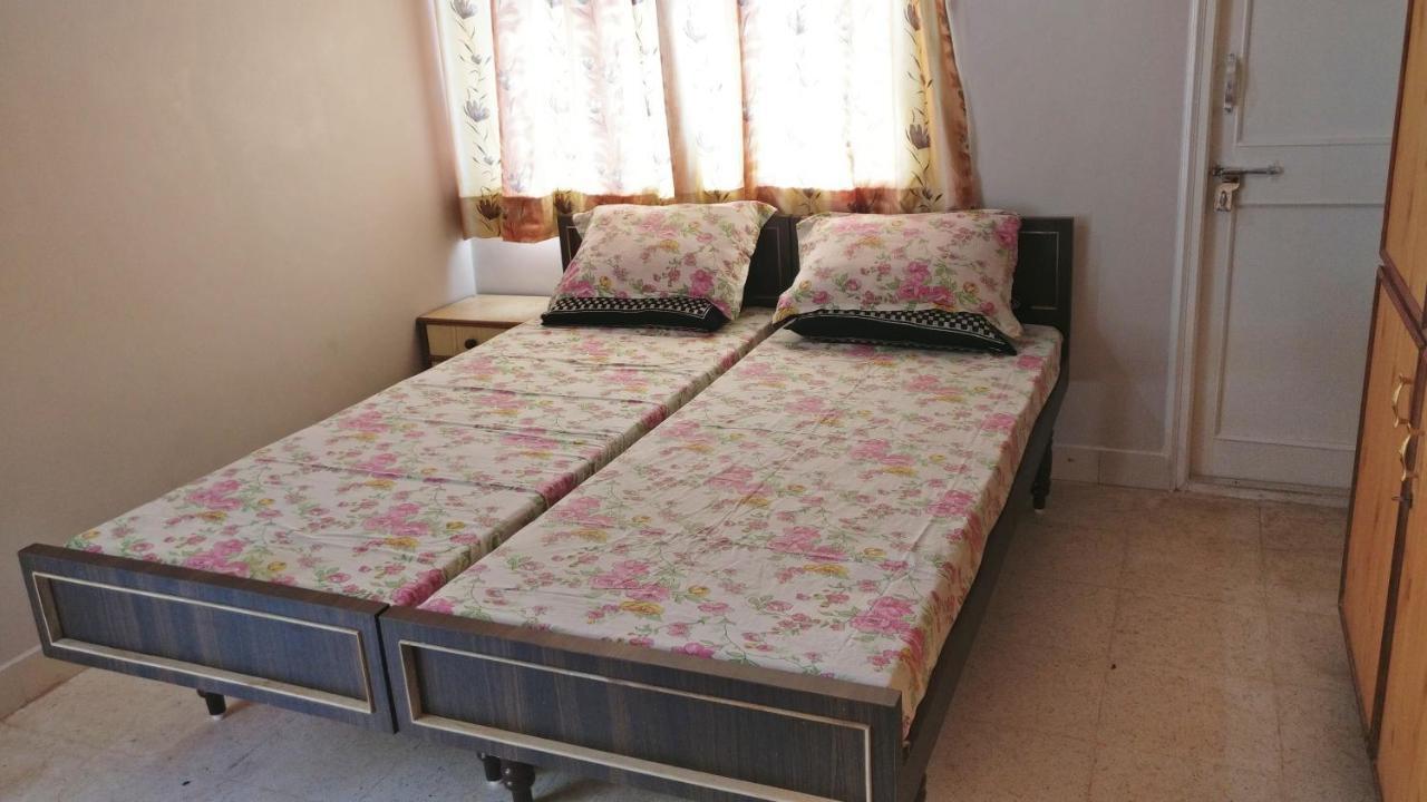 "Go Desert" Homestay ภุช ภายนอก รูปภาพ