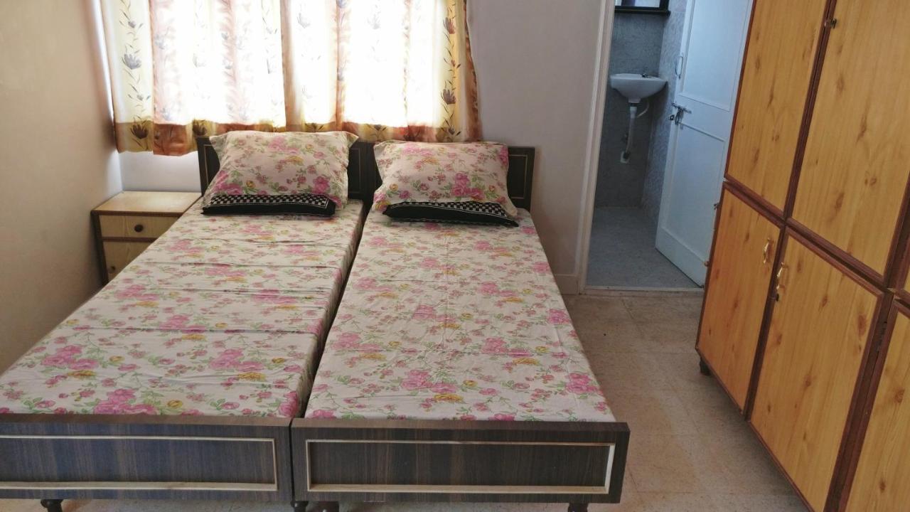 "Go Desert" Homestay ภุช ภายนอก รูปภาพ